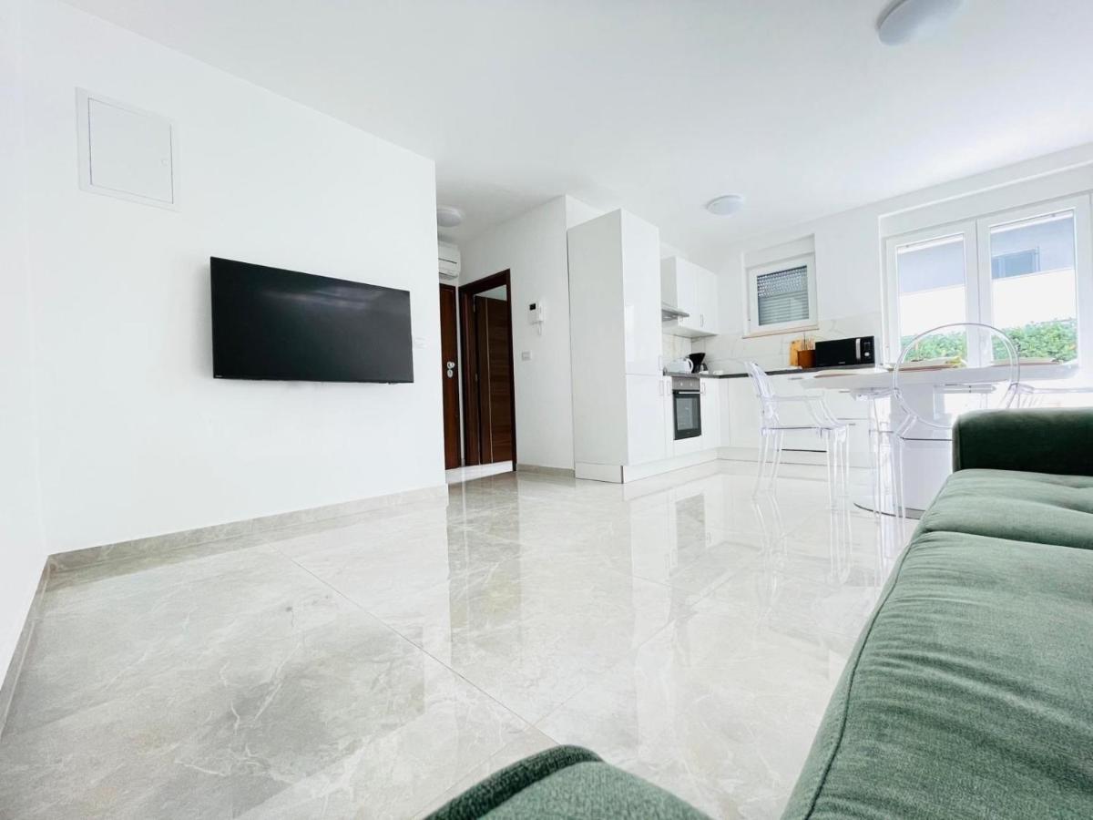 Seascape Residence Pjescana Uvala Extérieur photo