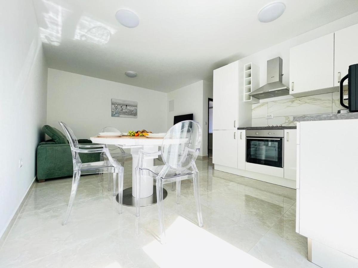 Seascape Residence Pjescana Uvala Extérieur photo
