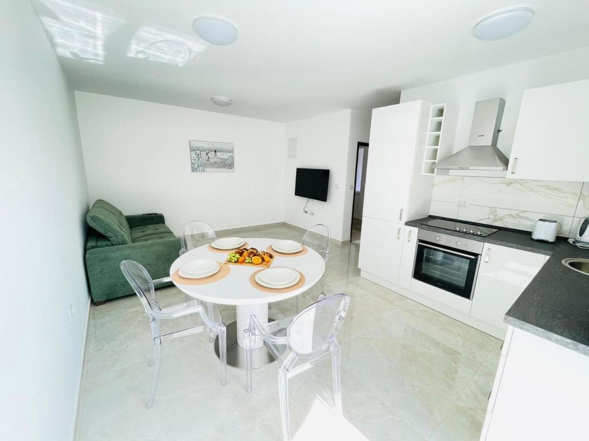 Seascape Residence Pjescana Uvala Extérieur photo